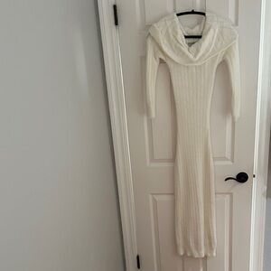 Elegant White Knit Sweater Dress